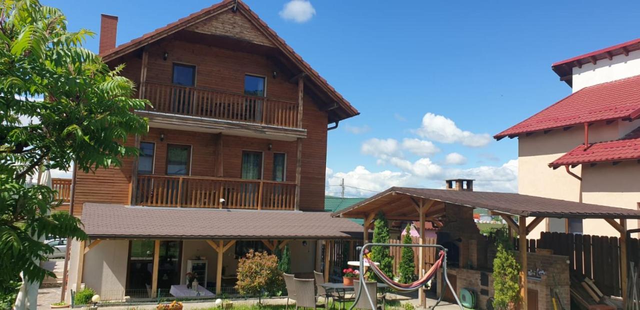 Casa Paduricea Hotel Dezmir Ngoại thất bức ảnh
